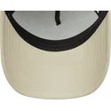 lippikset-kaareva-rekka-beige-snapback-a-frame-league-essential-new-york-yankees-mlb-new-era