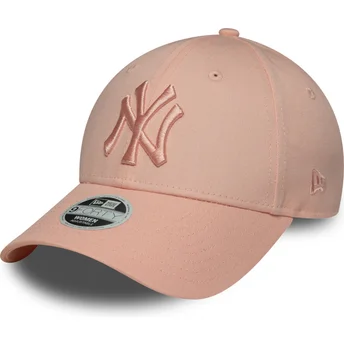 Cap kaareva pink adjustable strap 9FORTY League Essential New York Yankees MLB New Era