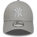 lippikset-kaareva-harmaa-saadettava-nauha-9forty-outline-new-york-yankees-mlb-new-era