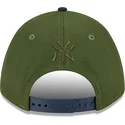 new-era-curved-brim-9forty-m-crown-city-feature-new-york-yankees-mlb-green-and-navy-blue-snapback-cap