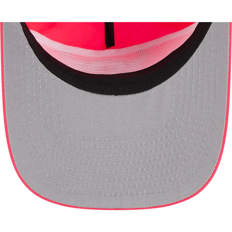 cap-kaareva-pink-adjustable-strap-golfer-everyday-nylon-chicago-bulls-nba-new-era cap-kaareva-pink-adjustable-strap-golfer-everyday-nylon-chicago-bulls-nba-new-era