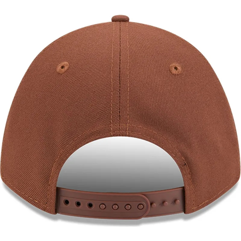 cap-kaareva-brown-snapback-9forty-m-crown-a-frame-motorsport-nascar-new-era cap-kaareva-brown-snapback-9forty-m-crown-a-frame-motorsport-nascar-new-era
