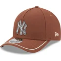 cap-kaareva-brown-snapback-9forty-m-crown-a-frame-motorsport-new-york-yankees-mlb-new-era