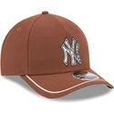 cap-kaareva-brown-snapback-9forty-m-crown-a-frame-motorsport-new-york-yankees-mlb-new-era