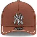 cap-kaareva-brown-snapback-9forty-m-crown-a-frame-motorsport-new-york-yankees-mlb-new-era