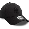 lippikset-kaareva-musta-saadettava-nauha-9forty-quilted-new-york-yankees-mlb-new-era