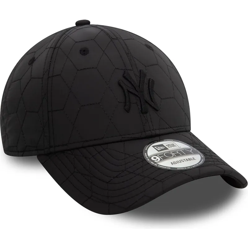 lippikset-kaareva-musta-saadettava-nauha-9forty-quilted-new-york-yankees-mlb-new-era