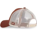 lippikset-kaareva-rekka-ruskea-snapback-gue-von-dutch