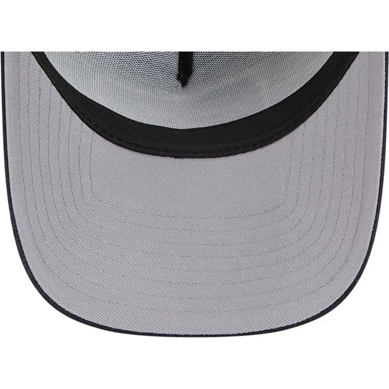 lippikset-kaareva-rekka-laivastonsininen-snapback-9forty-a-frame-patch-spring-training-fan-pack-2025-new-york-yankees-mlb-new-er