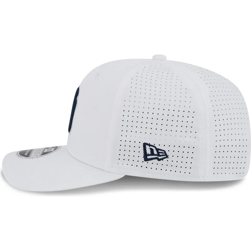 lippikset-kaareva-rekka-valkoinen-snapback-9seventy-perf-spring-training-fan-pack-2025-new-york-yankees-mlb-new-era