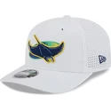 lippikset-kaareva-rekka-valkoinen-snapback-9seventy-perf-spring-training-fan-pack-2025-tampa-bay-rays-mlb-new-era