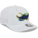 lippikset-kaareva-rekka-valkoinen-snapback-9seventy-perf-spring-training-fan-pack-2025-tampa-bay-rays-mlb-new-era