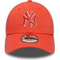 lippikset-kaareva-oranssi-saadettava-nauha-9forty-team-outline-new-york-yankees-mlb-new-era