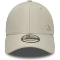 new-era-curved-brim-9forty-tonal-flawless-new-york-yankees-mlb-beige-adjustable-cap