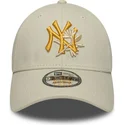 lippikset-kaareva-beige-saadettava-nauha-9forty-floral-icon-new-york-yankees-mlb-new-era