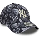 lippikset-kaareva-musta-saadettava-nauha-9forty-all-over-print-new-york-yankees-mlb-new-era