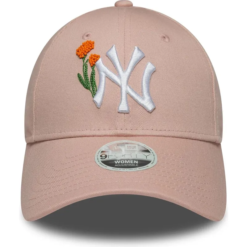 lippikset-kaareva-vaaleanpunainen-saadettava-nauha-9forty-beaded-new-york-yankees-mlb-new-era lippikset-kaareva-vaaleanpunainen-saadettava-nauha-9forty-beaded-new-york-yankees-mlb-new-era