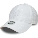 lippikset-kaareva-valkoinen-saadettava-nauha-9twenty-broderie-new-york-yankees-mlb-new-era