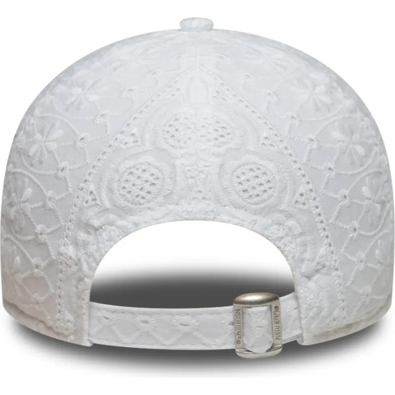 lippikset-kaareva-valkoinen-saadettava-nauha-9twenty-broderie-new-york-yankees-mlb-new-era