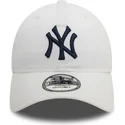 cap-kaareva-white-adjustable-strap-9twenty-core-classic-new-york-yankees-mlb-new-era