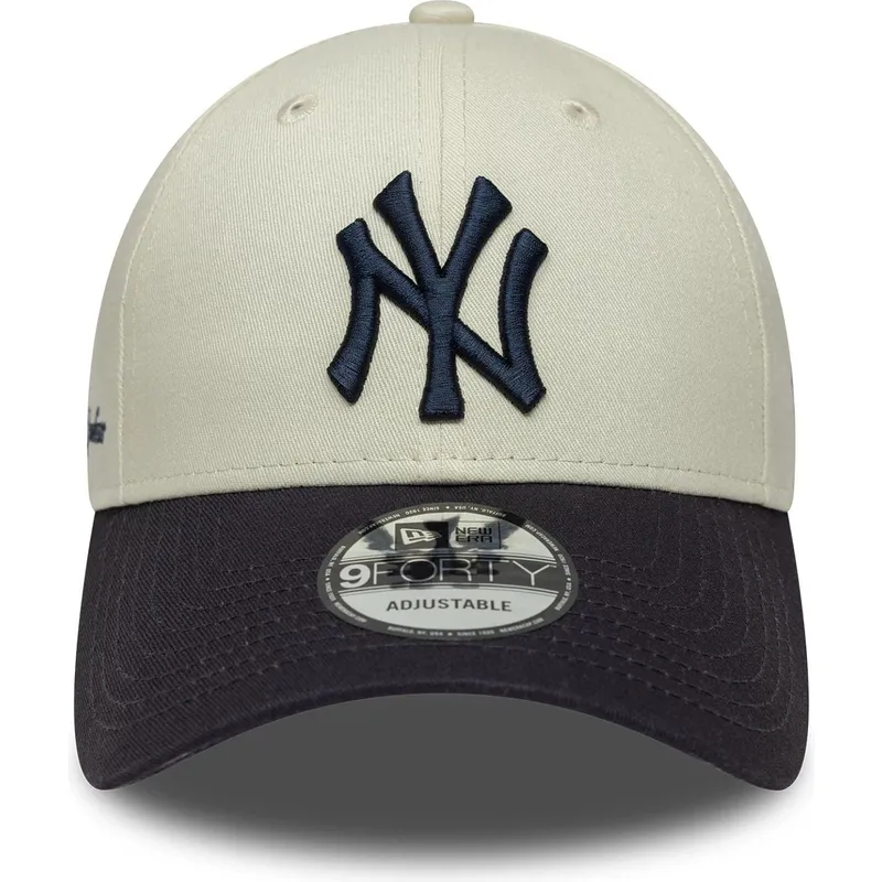 lippikset-kaareva-beige-saadettava-nauha-9forty-side-script-new-york-yankees-mlb-new-era