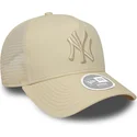new-era-women-a-frame-league-essential-new-york-yankees-mlb-beige-trucker-hat