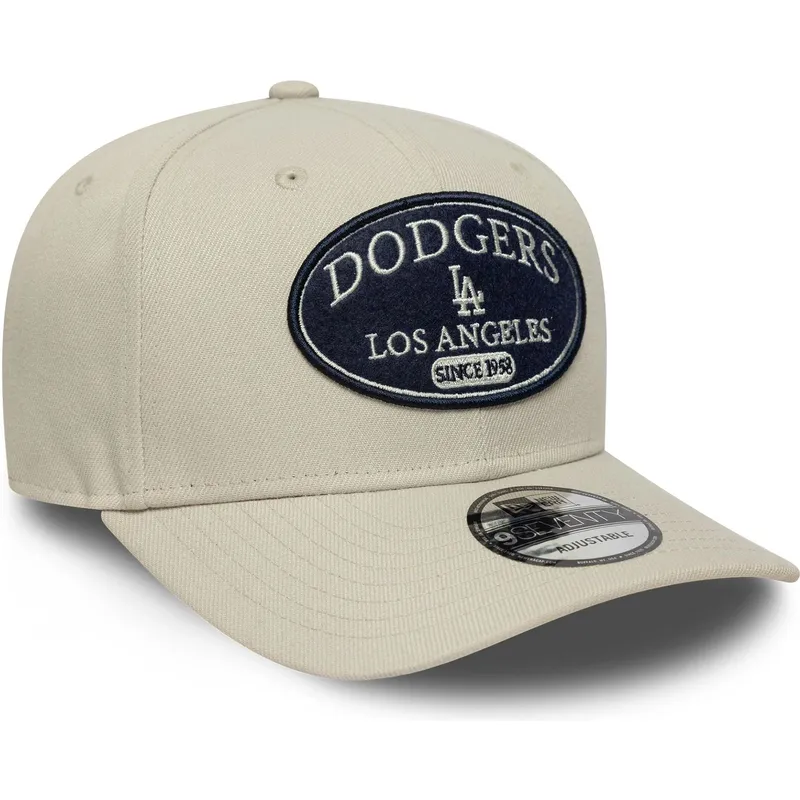 lippikset-kaareva-beige-snapback-9seventy-stretch-snap-patch-los-angeles-dodgers-mlb-new-era