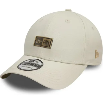 Cap kaareva beige adjustable strap 9FORTY New Era