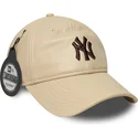 lippikset-kaareva-beige-saadettava-nauha-9twenty-leather-new-york-yankees-mlb-new-era
