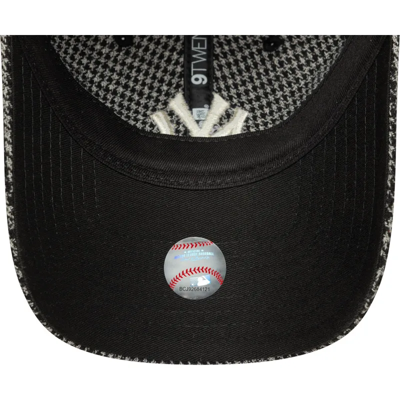 lippikset-kaareva-musta-saadettava-nauha-9twenty-houndstooth-new-york-yankees-mlb-new-era