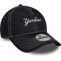 lippikset-kaareva-laivastonsininen-saadettava-nauha-9twenty-contrast-stitch-new-york-yankees-mlb-new-era