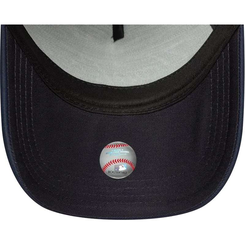 lippikset-kaareva-rekka-laivastonsininen-snapback-a-frame-script-new-york-yankees-mlb-new-era