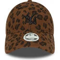 lippikset-kaareva-leopardi-saadettava-nauha-9forty-leopard-cord-new-york-yankees-mlb-new-era