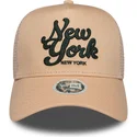 lippikset-kaareva-rekka-vaaleanpunainen-snapback-a-frame-city-new-york-new-era
