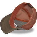 lippikset-kaareva-rekka-ruskea-snapback-01-von-dutch