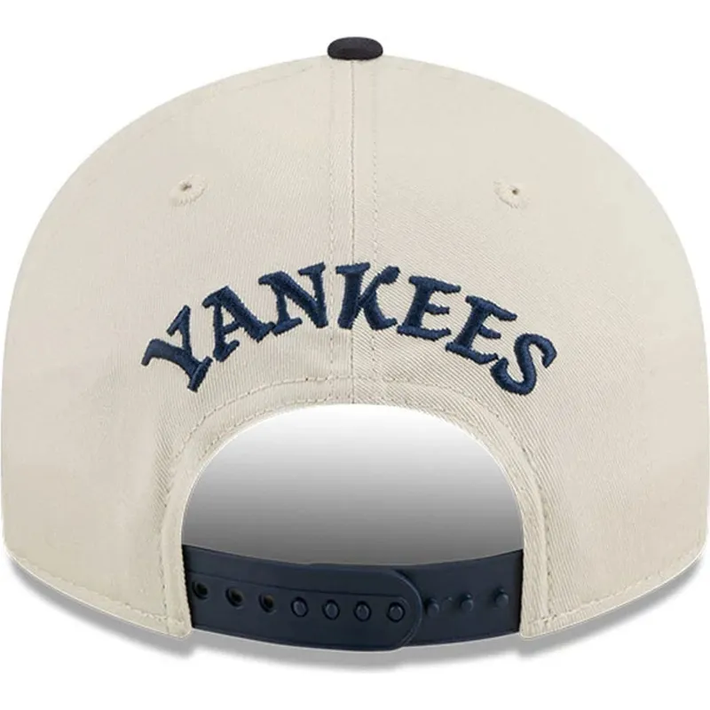 lippikset-kaareva-beige-snapback-9fifty-retro-crown-scatter-new-york-yankees-mlb-new-era