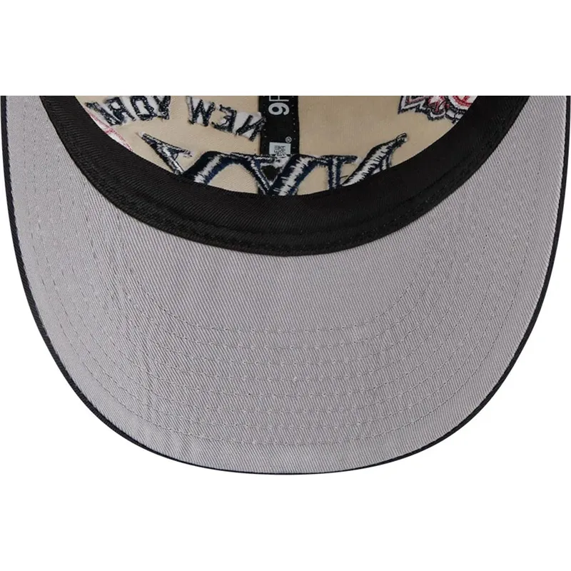 lippikset-kaareva-beige-snapback-9fifty-retro-crown-scatter-new-york-yankees-mlb-new-era