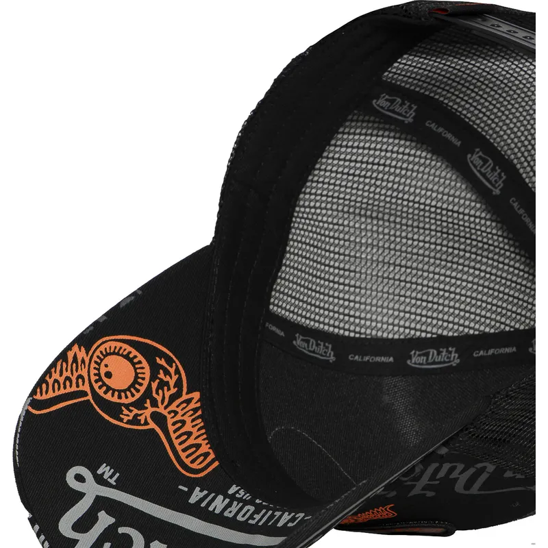 lippikset-kaareva-rekka-musta-snapback-cafe03-von-dutch
