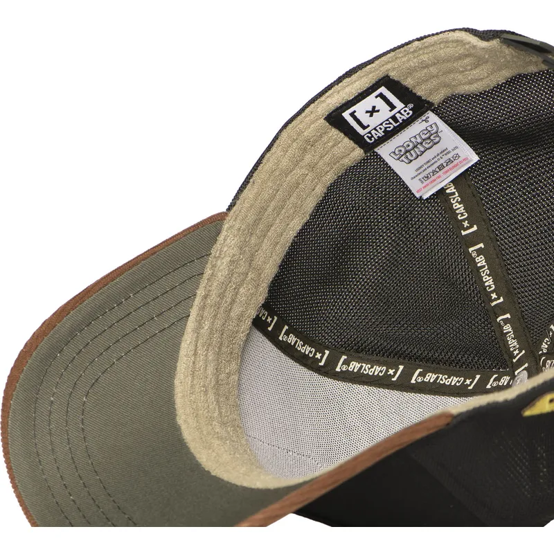 lippikset-kaareva-rekka-musta-snapback-loo12-wi2-kojootti-looney-tunes-capslab