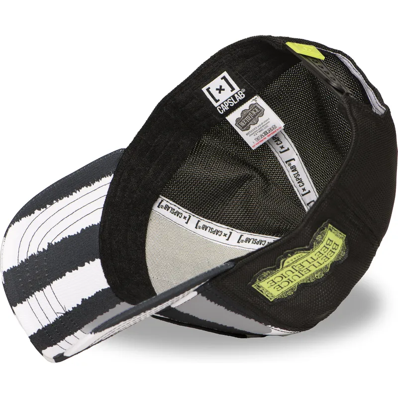 lippikset-kaareva-rekka-musta-snapback-btj-str-beetlejuice-capslab