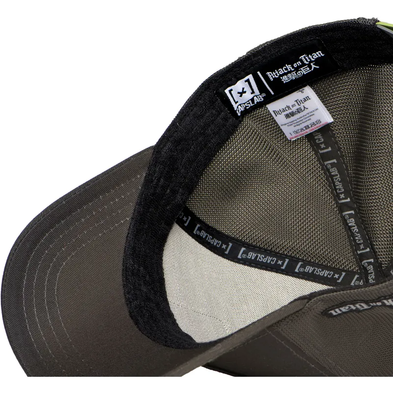 lippikset-kaareva-rekka-harmaa-snapback-hyokkayksen-jattilainen-attack-on-titan-capslab