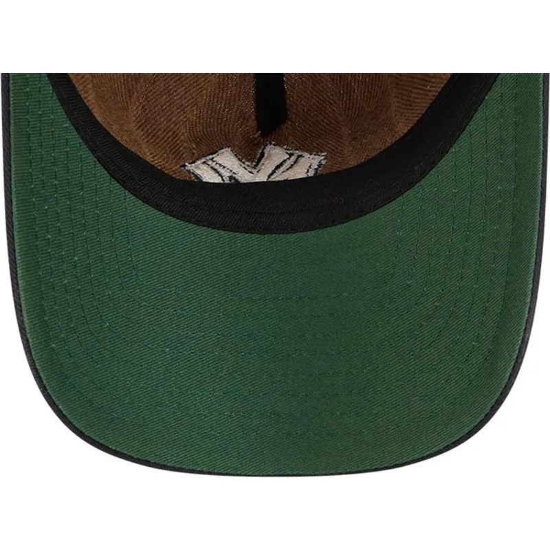 cap-kaareva-brown-adjustable-strap-9twenty-a-frame-wool-pinstripe-new-york-yankees-mlb-new-era