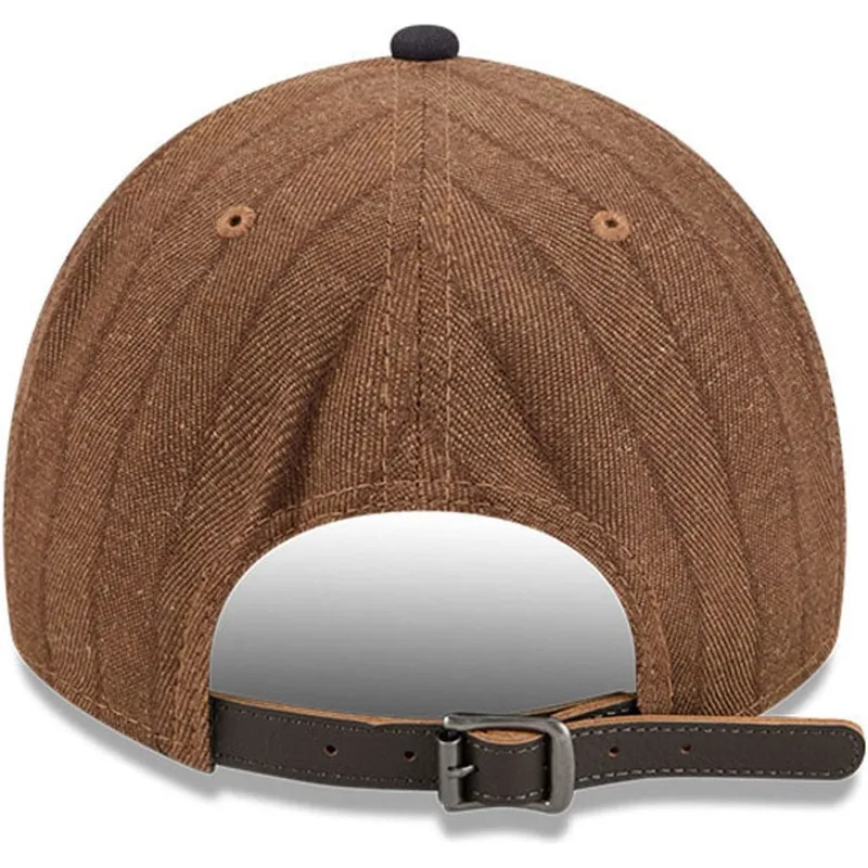 cap-kaareva-brown-adjustable-strap-9twenty-a-frame-wool-pinstripe-new-york-yankees-mlb-new-era