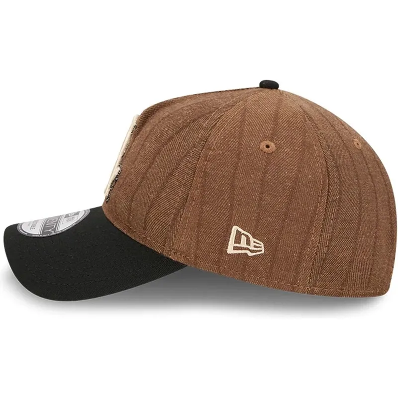 lippikset-kaareva-ruskea-saadettava-nauha-9twenty-a-frame-wool-pinstripe-chicago-white-sox-mlb-new-era lippikset-kaareva-ruskea-saadettava-nauha-9twenty-a-frame-wool-pinstripe-chicago-white-sox-mlb-new-era