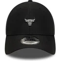 lippikset-kaareva-musta-saadettava-nauha-9forty-pin-chicago-bulls-nba-new-era