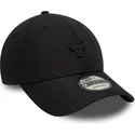 lippikset-kaareva-musta-saadettava-nauha-9forty-pin-chicago-bulls-nba-new-era