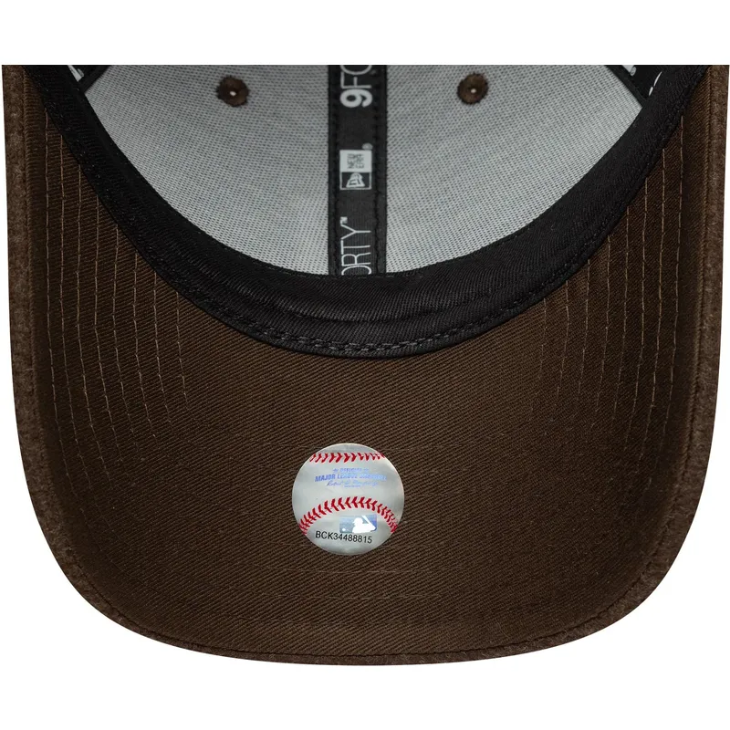 lippikset-kaareva-ruskea-snapback-9forty-melton-wool-detroit-tigers-mlb-new-era