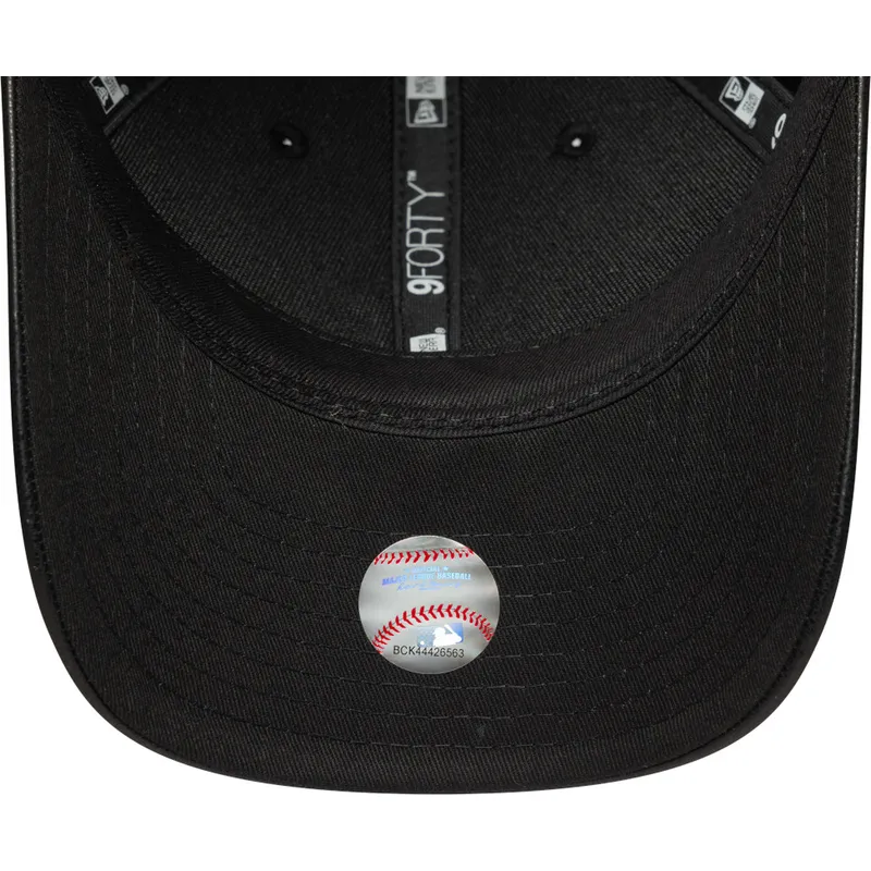 cap-kaareva-black-snapback-9forty-m-crown-pu-new-york-yankees-mlb-new-era cap-kaareva-black-snapback-9forty-m-crown-pu-new-york-yankees-mlb-new-era