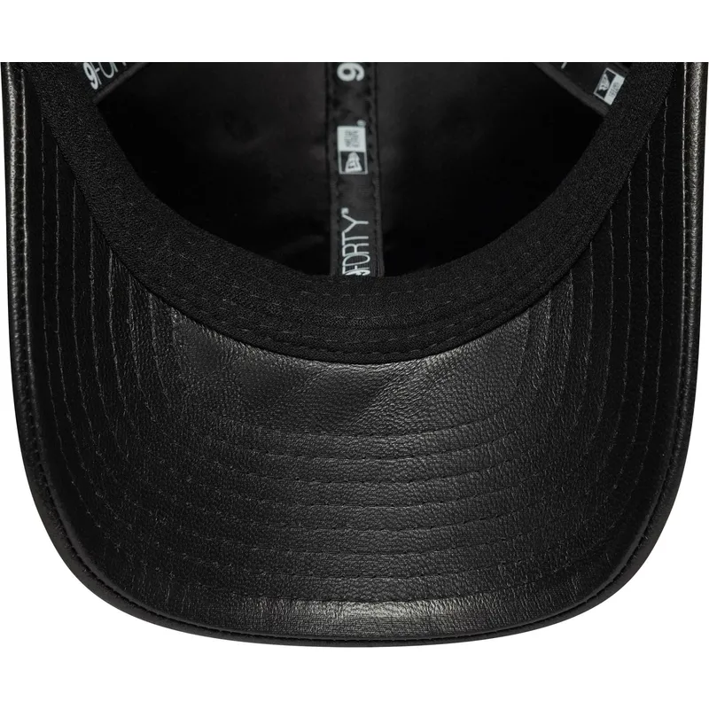 lippikset-kaareva-musta-saadettava-nauha-9forty-m-crown-img-leather-new-york-yankees-mlb-new-era lippikset-kaareva-musta-saadettava-nauha-9forty-m-crown-img-leather-new-york-yankees-mlb-new-era