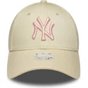 lippikset-kaareva-beige-saadettava-nauha-rosa-9forty-league-essential-new-york-yankees-mlb-new-era